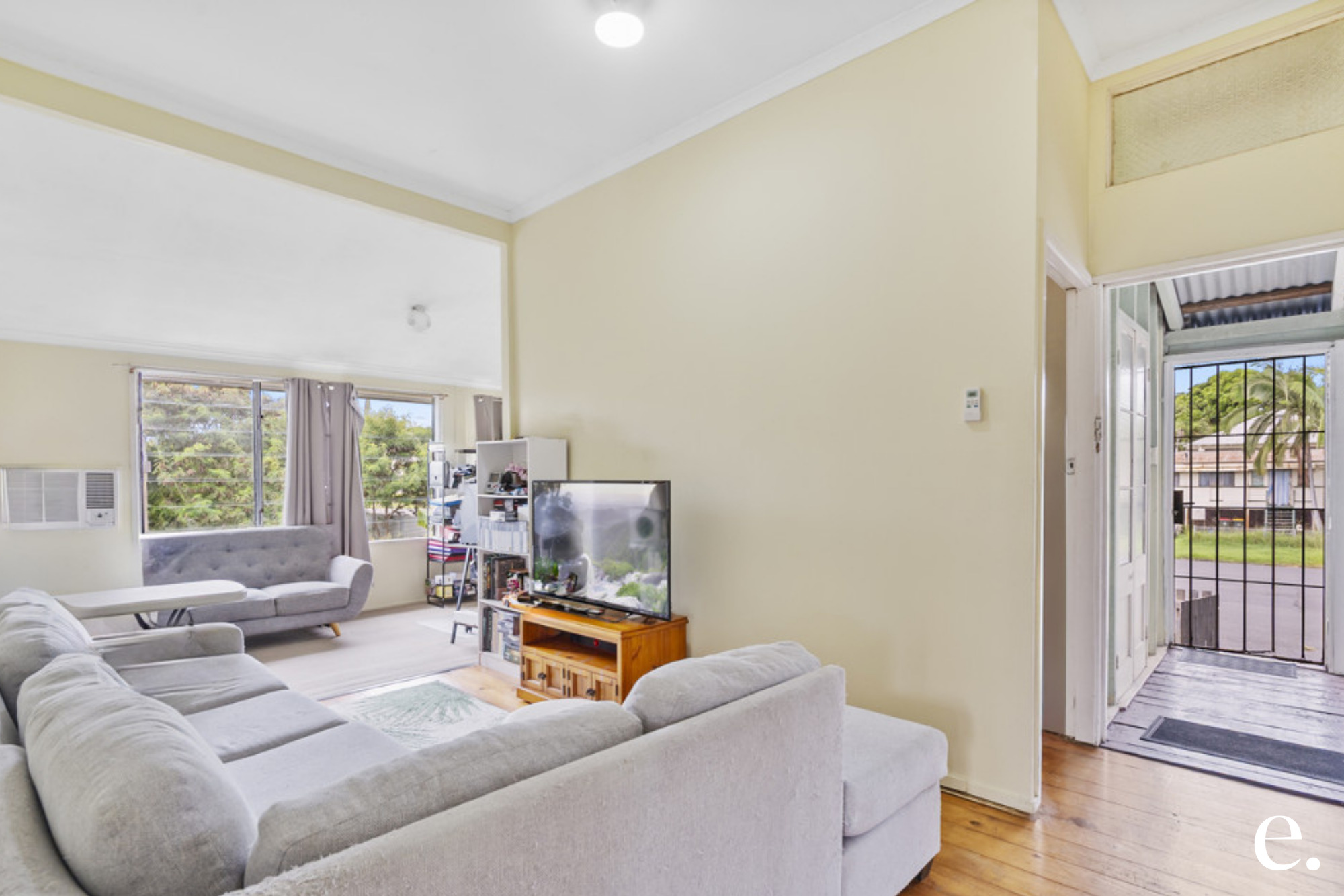 4 Wood Street, Depot Hill - Thumbnail 2