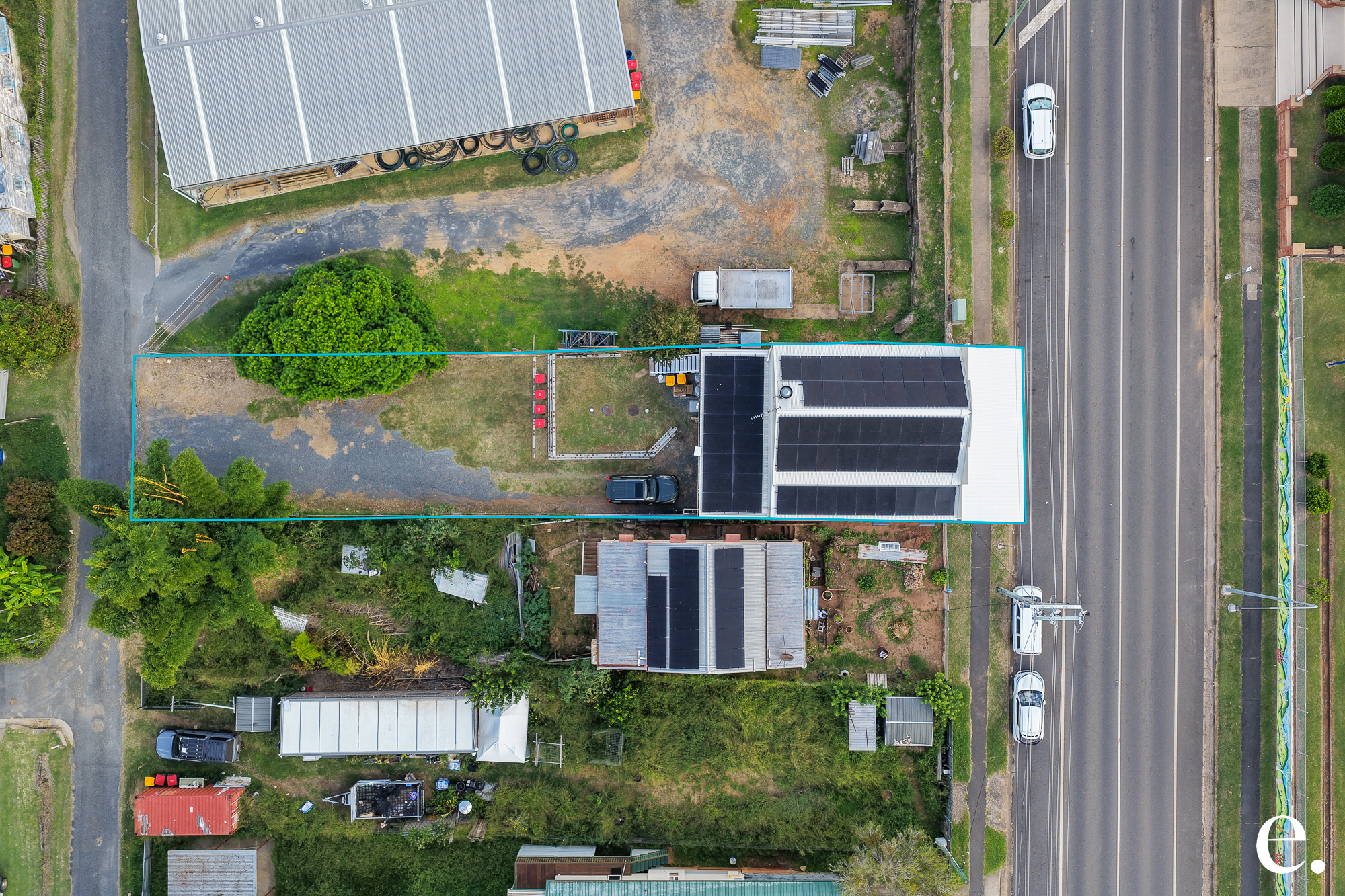 11 Central Street, Mount Morgan - Thumbnail 2