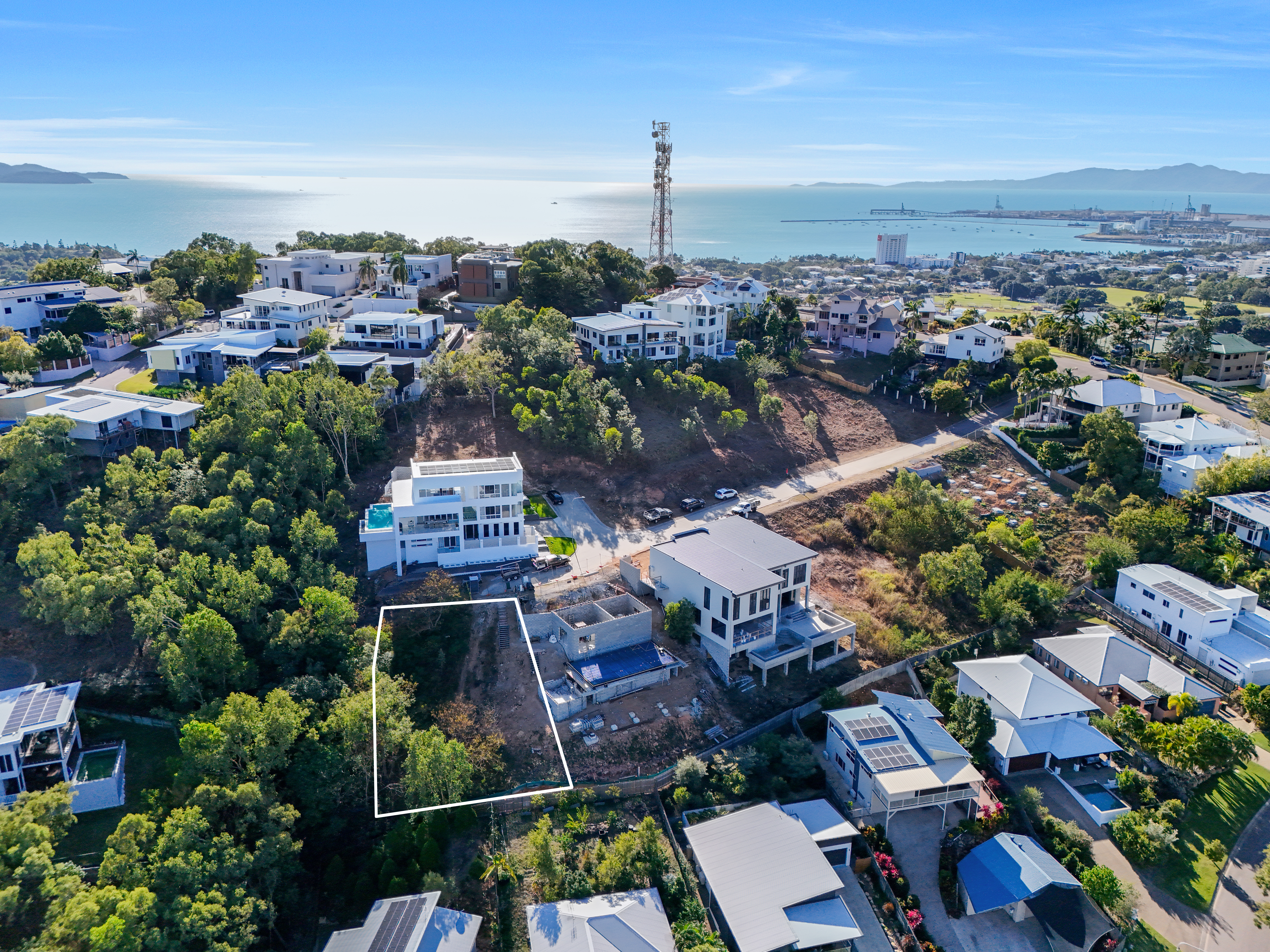 Monash Place, Castle Hill - Image 1