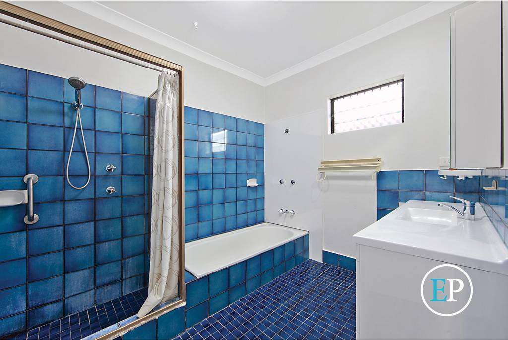 49 Marabou Drive, Annandale - Thumbnail 8