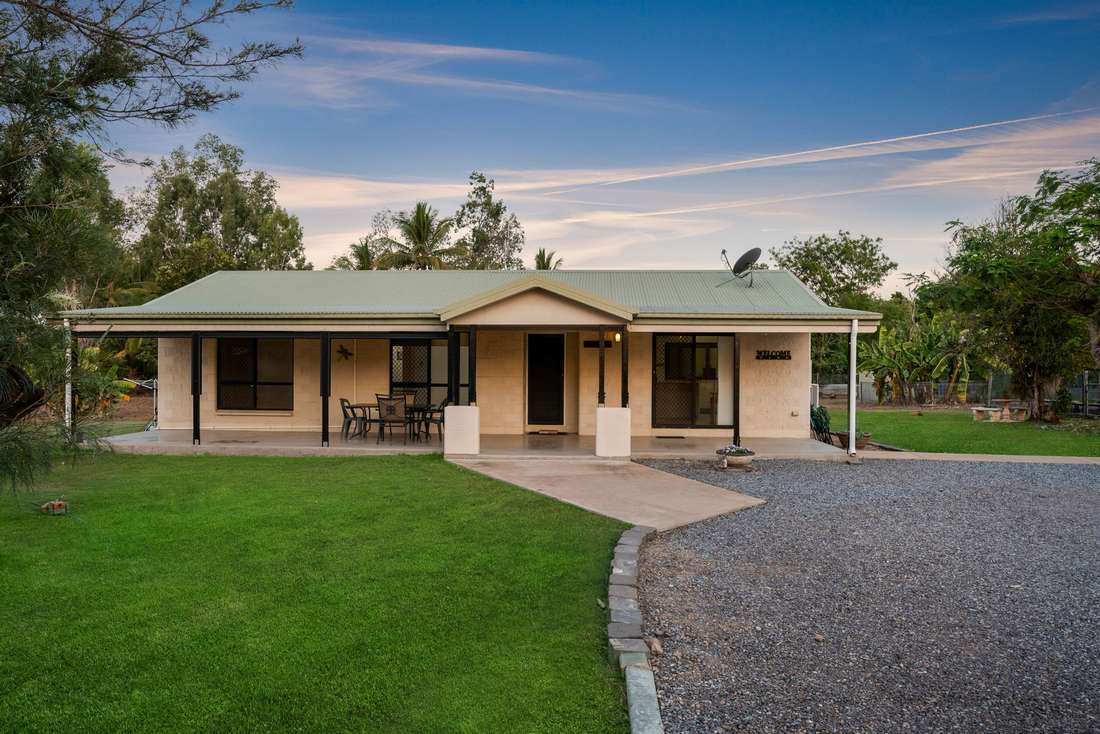 8 Cindy Court, Alice River - Image 1
