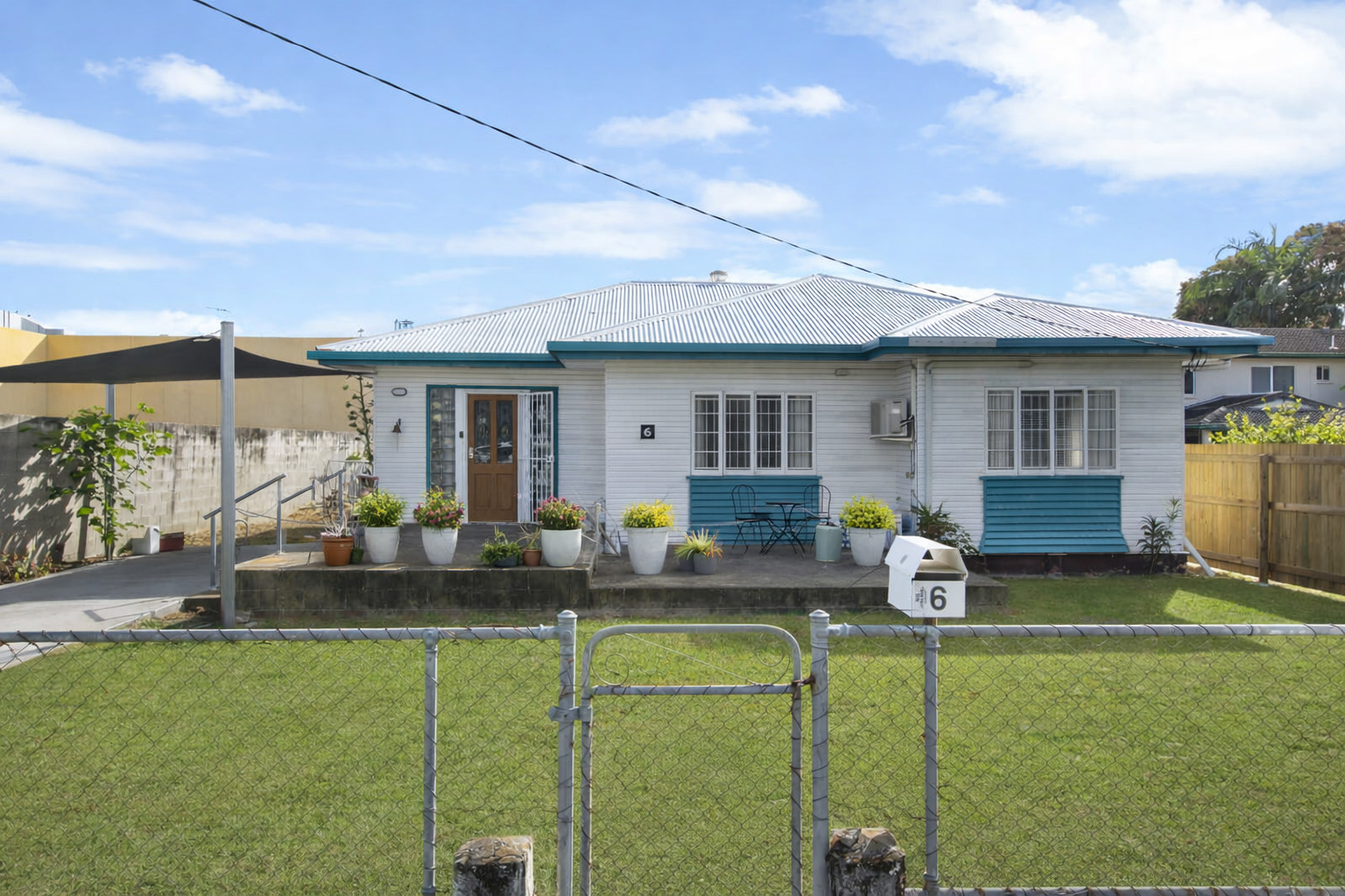 6 Gleeson Street, Hermit Park - Image 1
