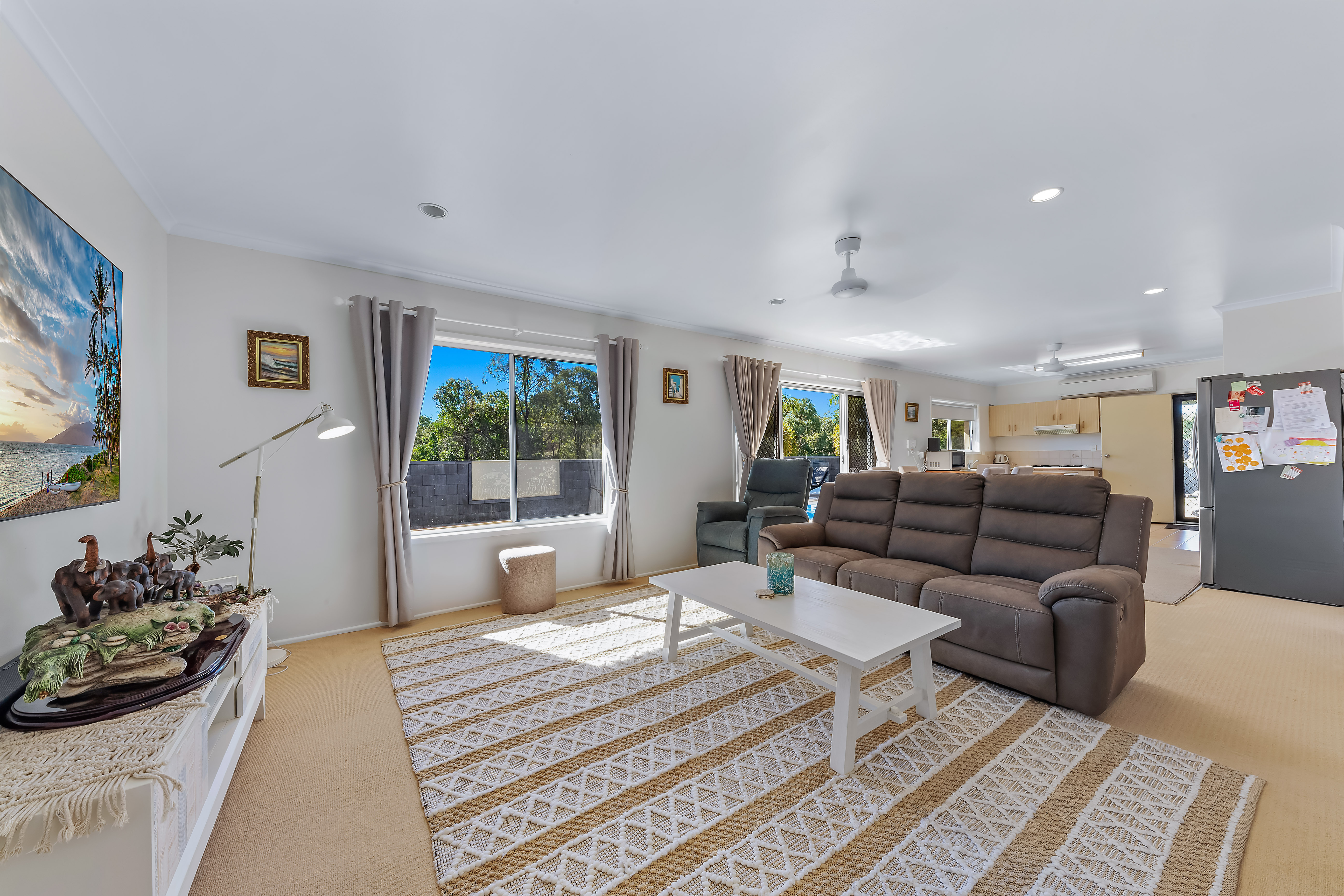 1 Gloucester Avenue, Hideaway Bay - Thumbnail 5
