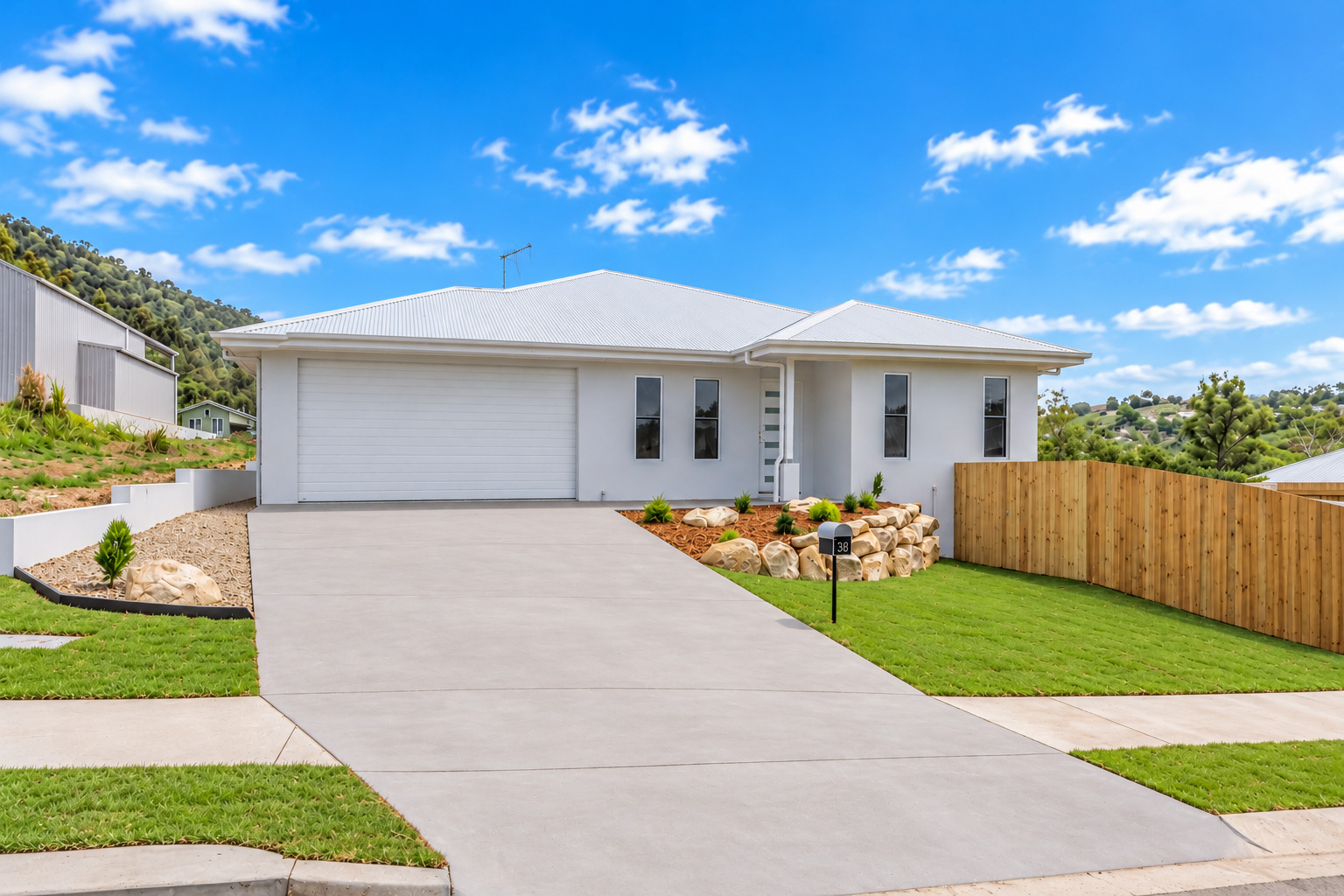 38 Springfield Circuit, Cannonvale - Image 1