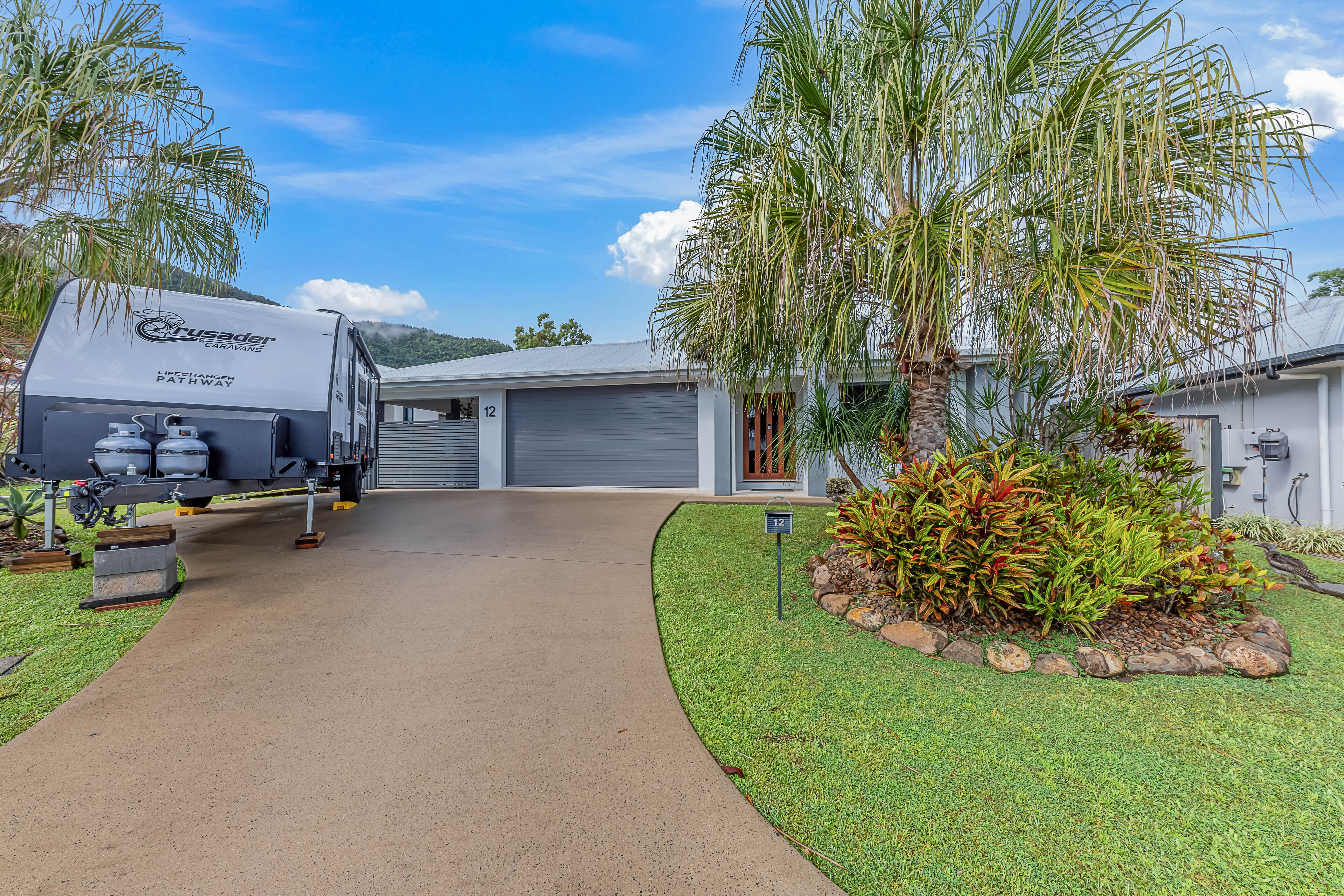 12 Jessamine Close, Cannonvale - Thumbnail 4