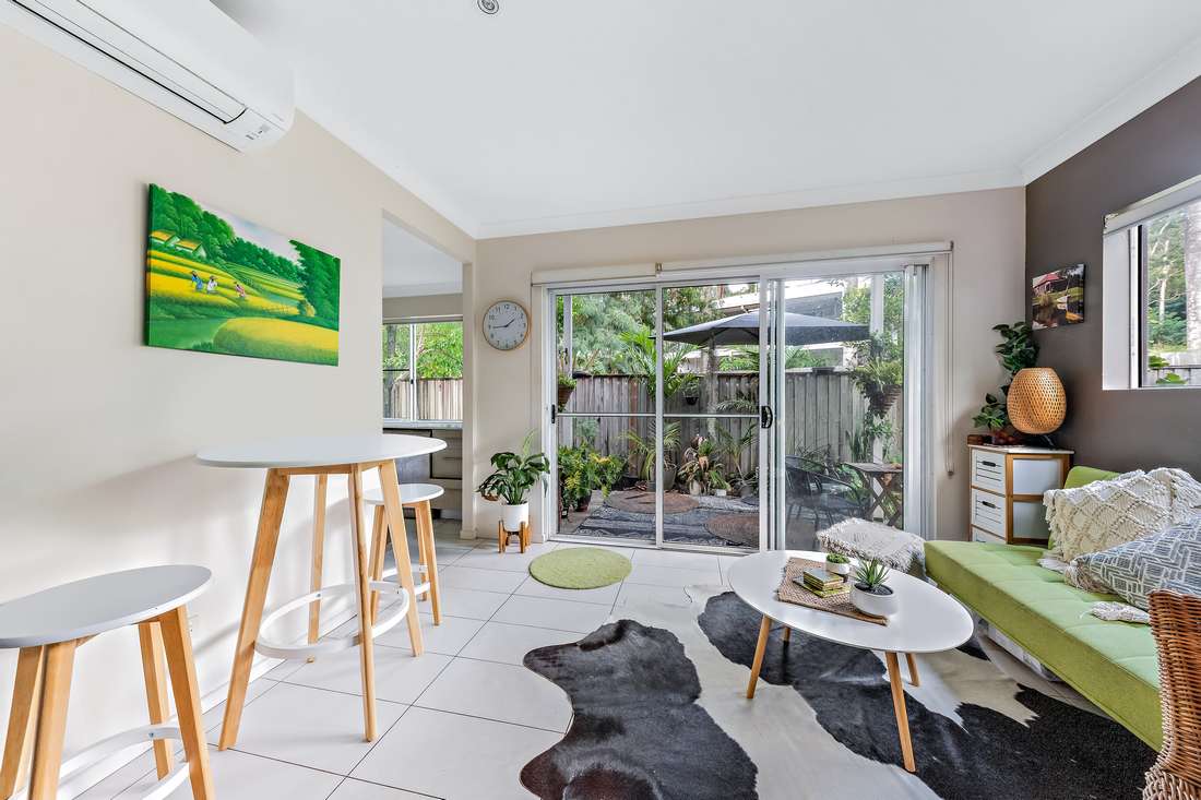 27/65 Manooka Drive, Cannonvale - Image 1