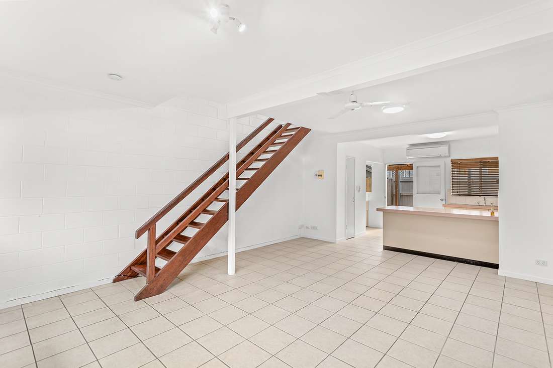 2/5 Duell Road, Cannonvale - Thumbnail 2