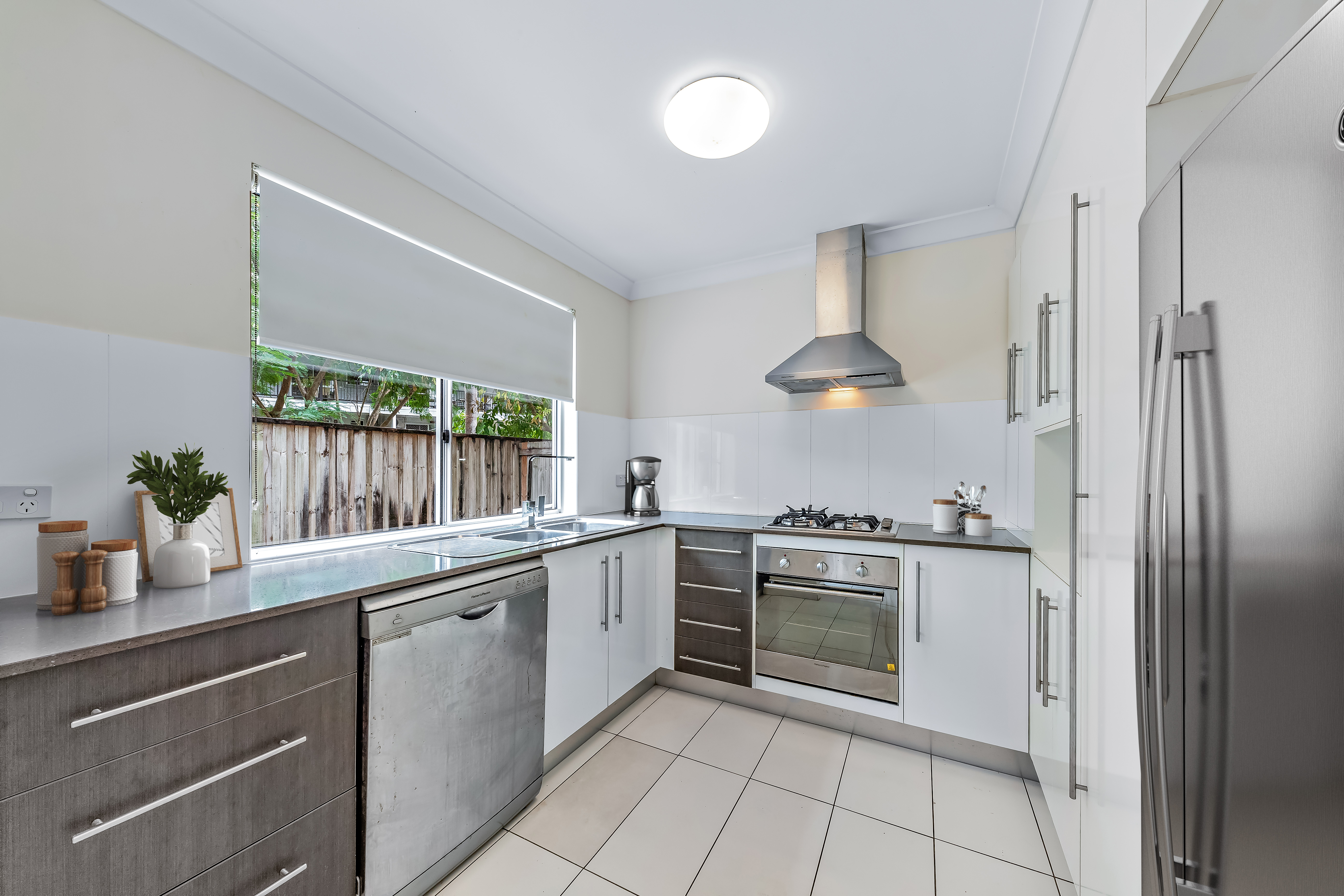 7/65 Manooka Drive, Cannonvale - Thumbnail 2