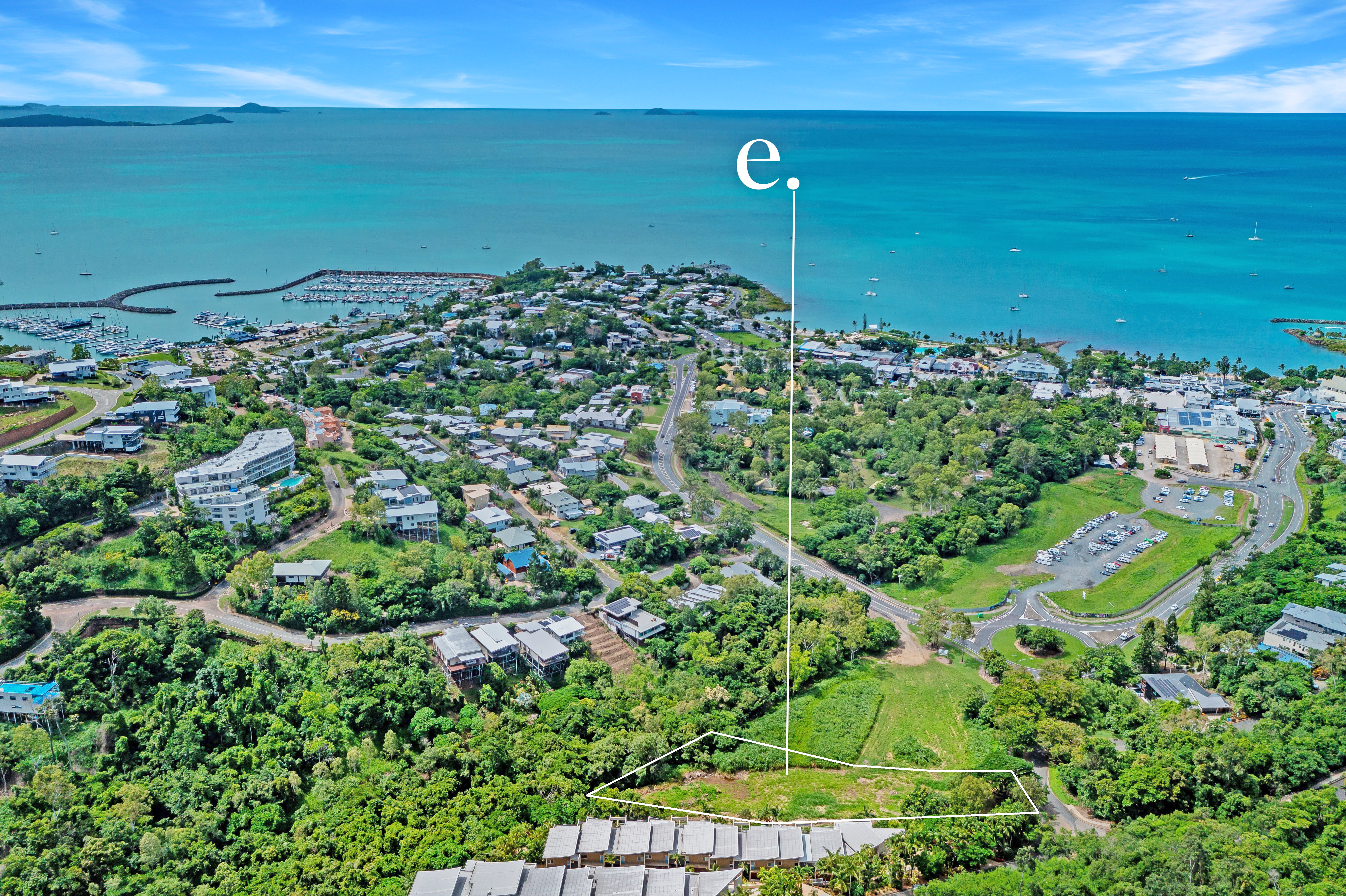 14-16 Raintree Place, Airlie Beach - Image 1