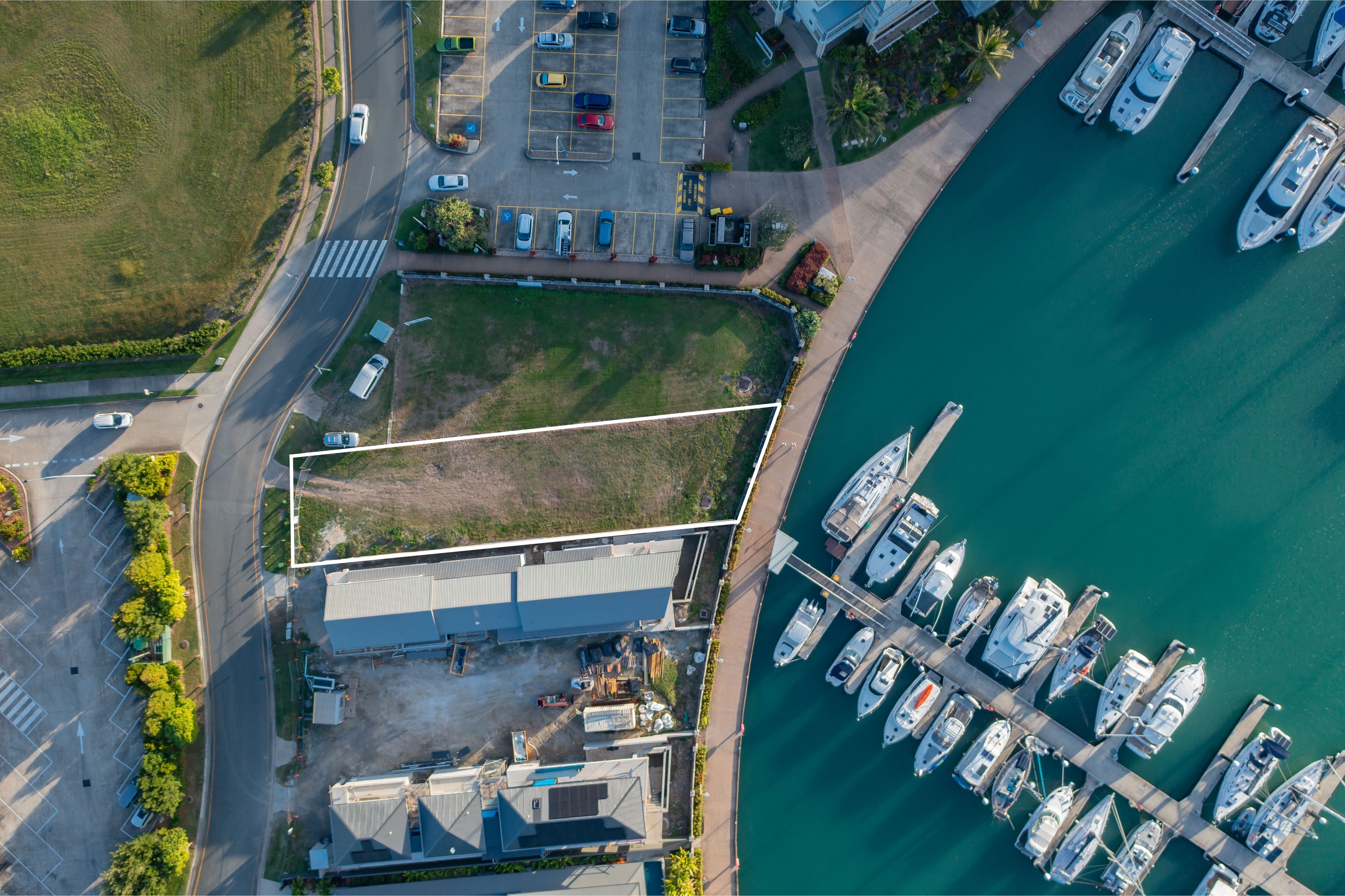 9A The Cove Road, Airlie Beach - Thumbnail 4