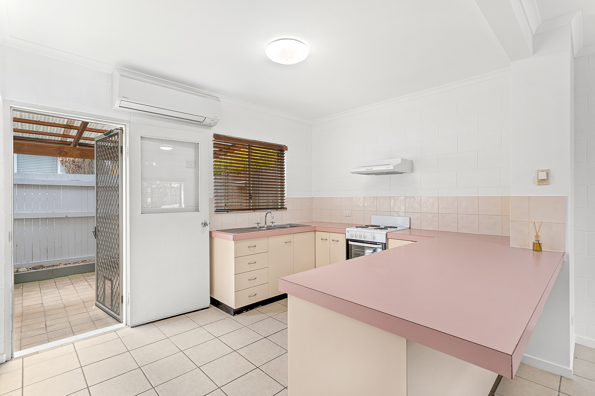2/5 Duell Road, Cannonvale - Thumbnail 4
