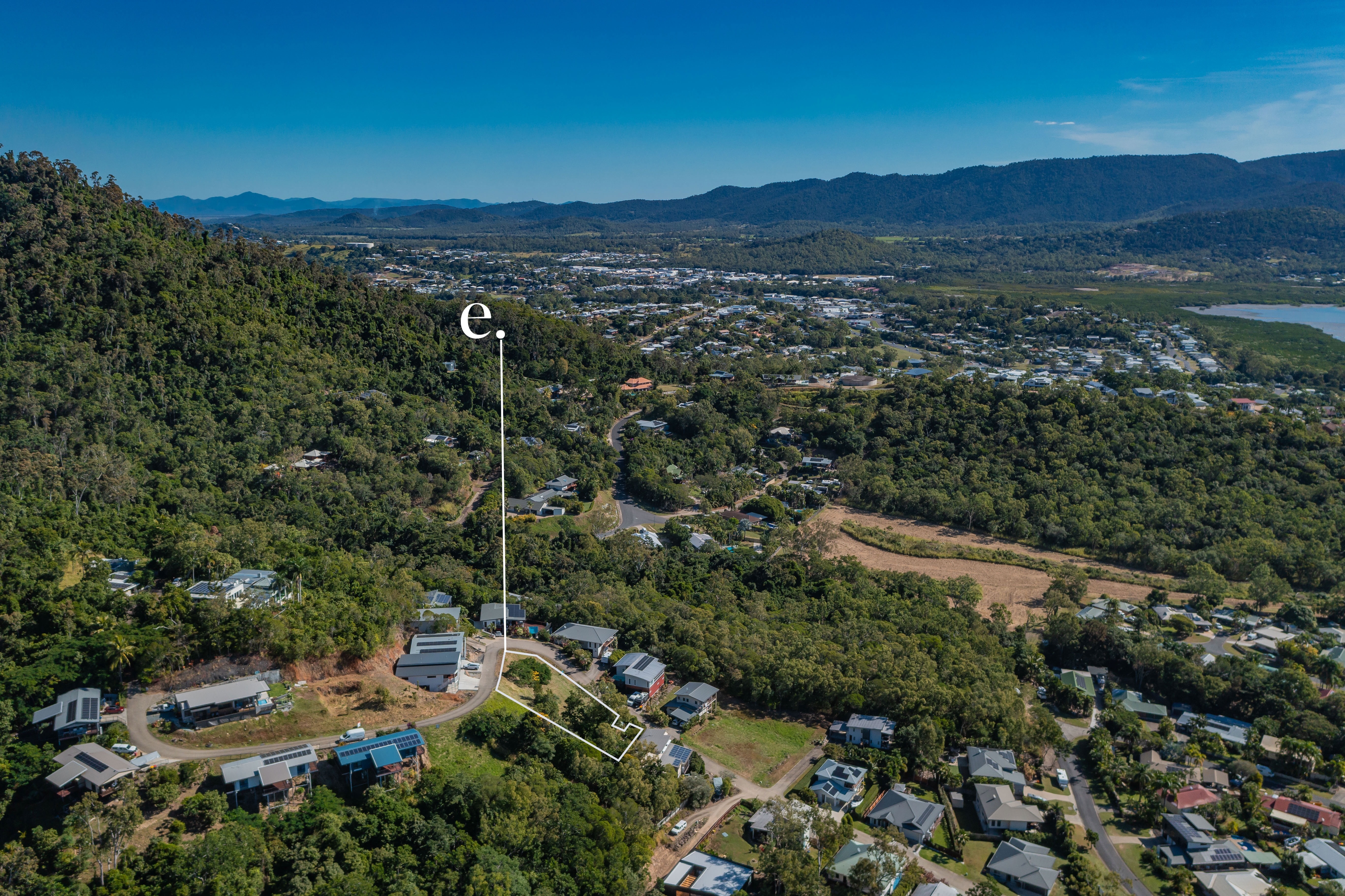 11 Yachtsman Parade, Cannonvale - Thumbnail 5