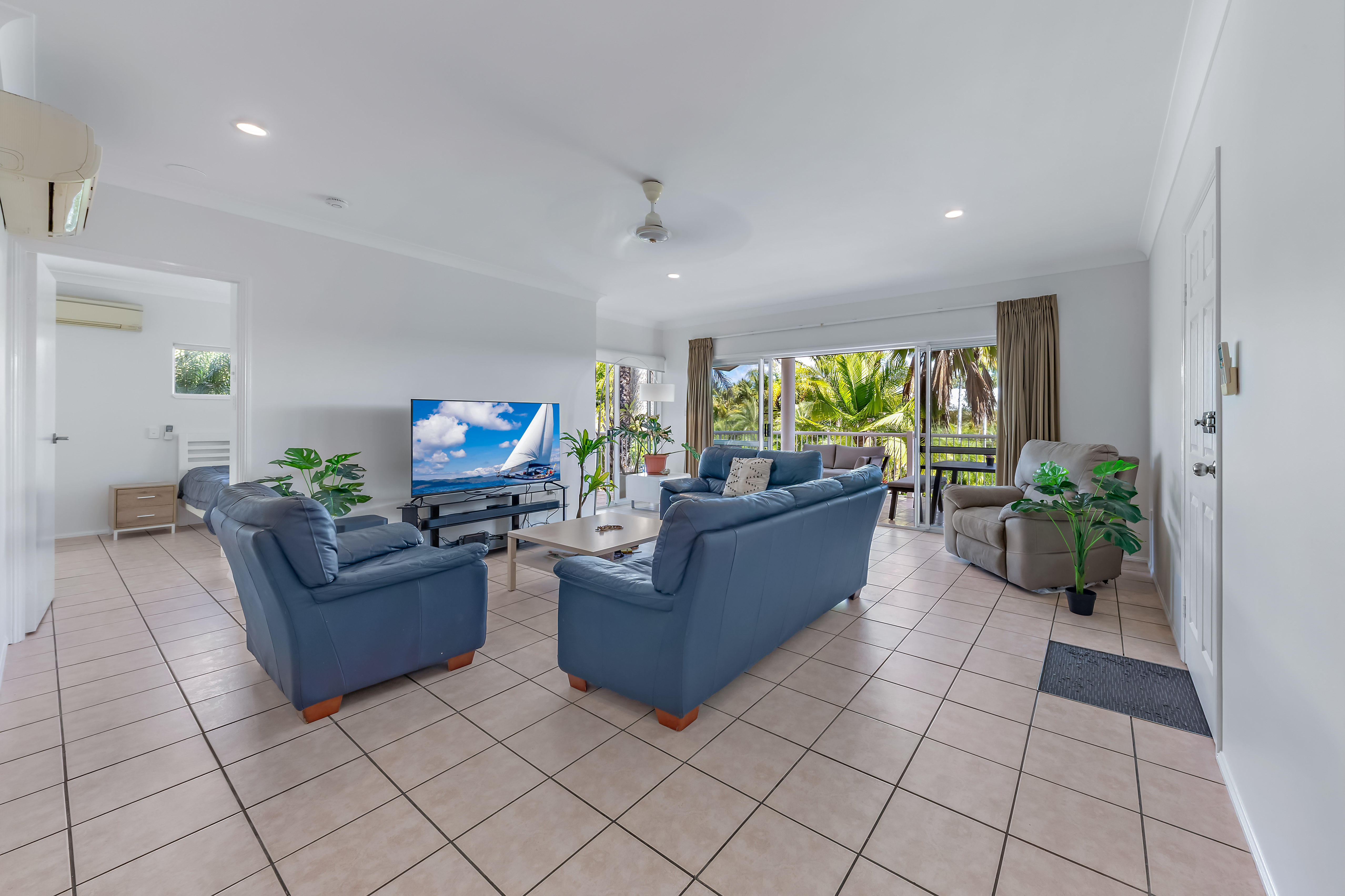 11/24 Pandanus Drive, Cannonvale - Thumbnail 2