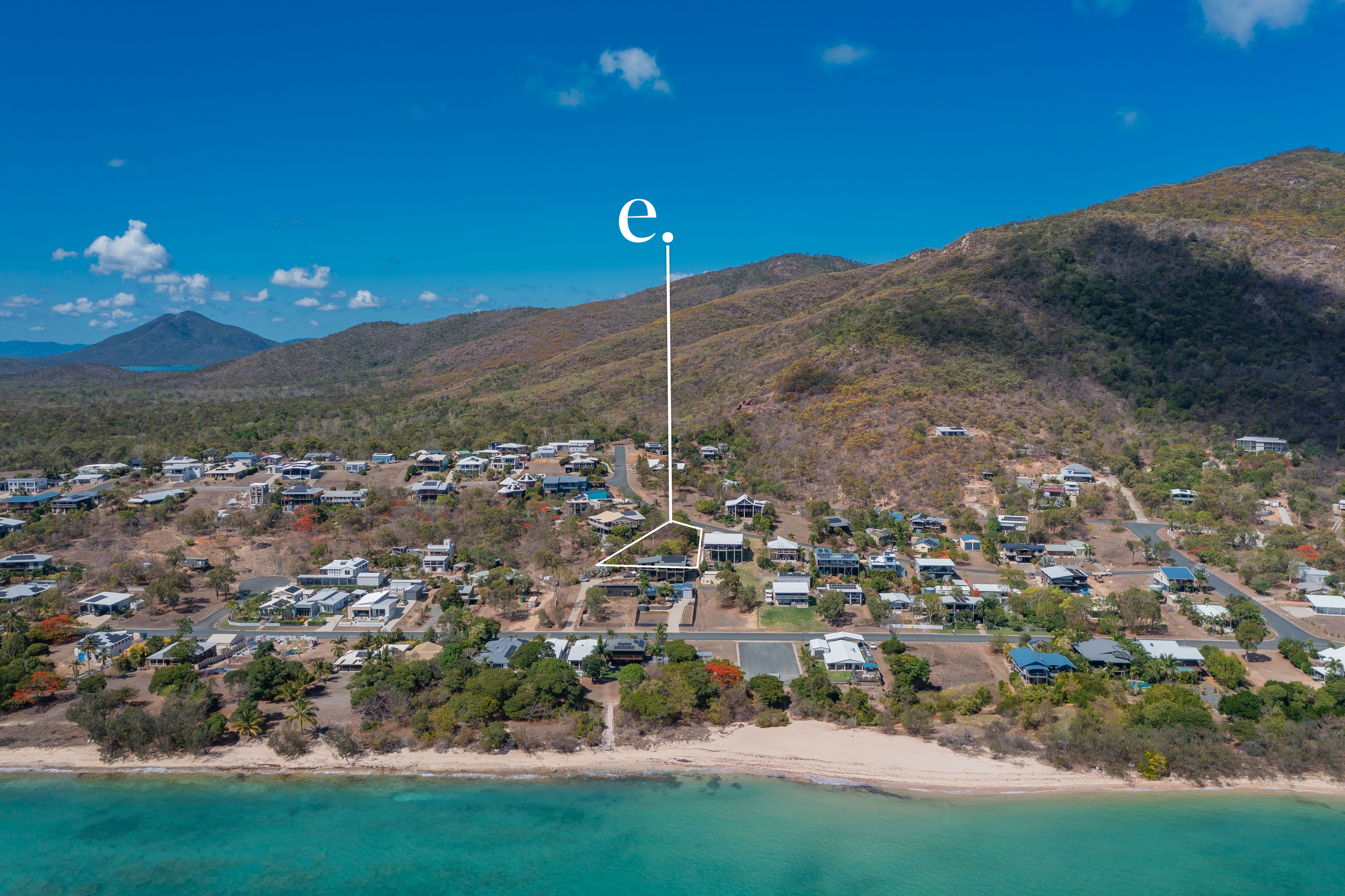 19 Roseric Crescent, Hideaway Bay - Image 1