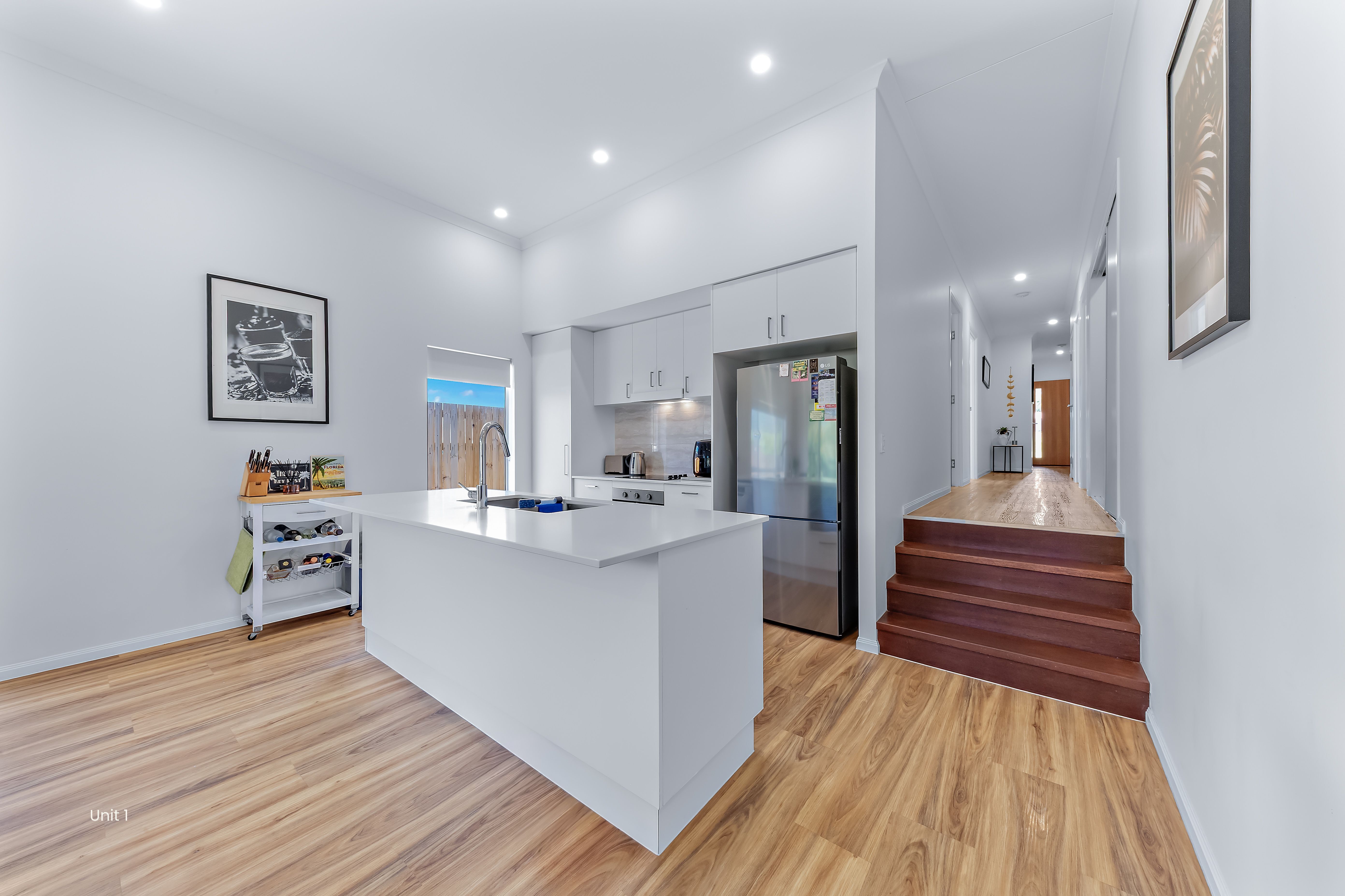 8 Sailfish Court, Cannonvale - Image 1