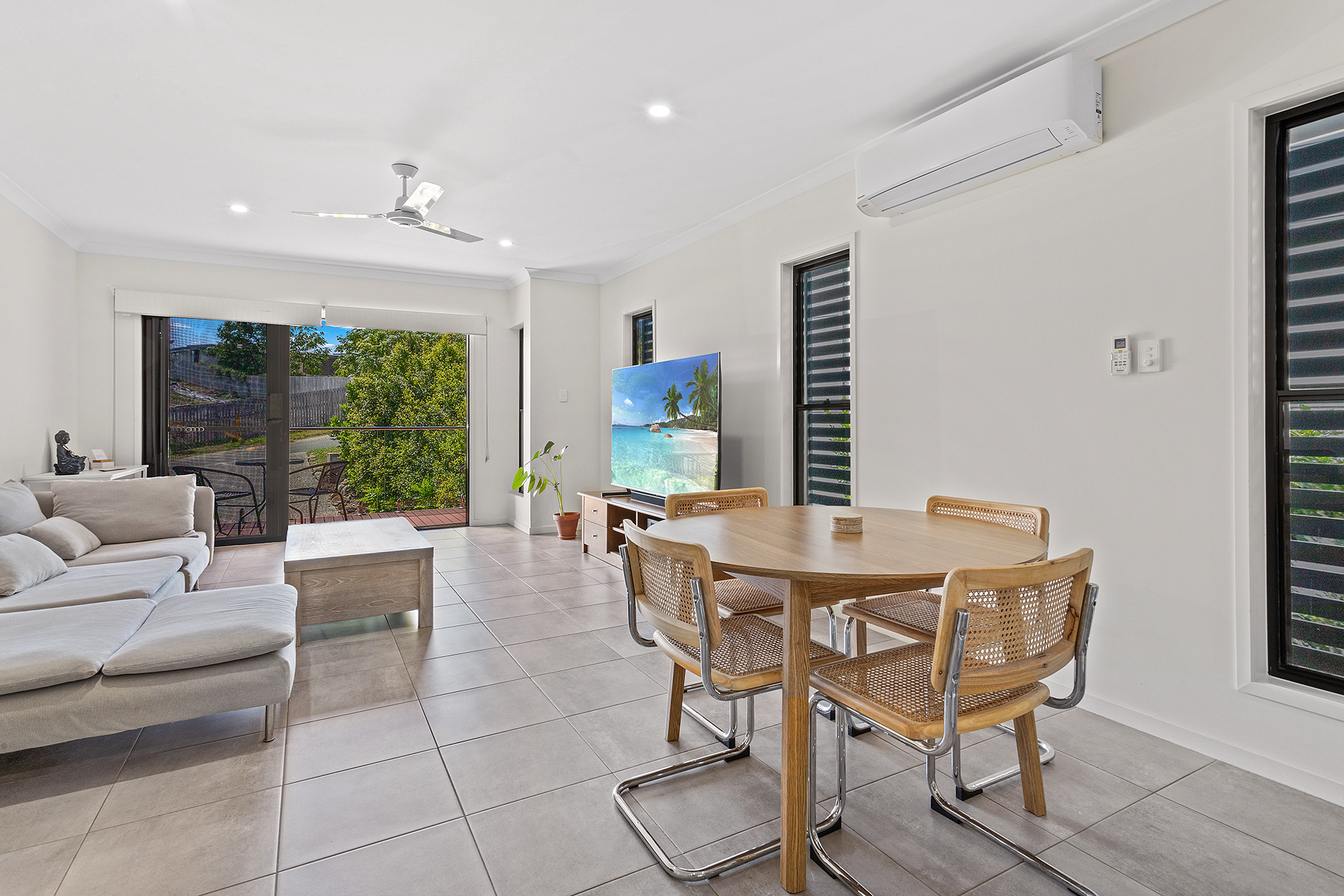 43 Altmann Avenue, Cannonvale - Thumbnail 7