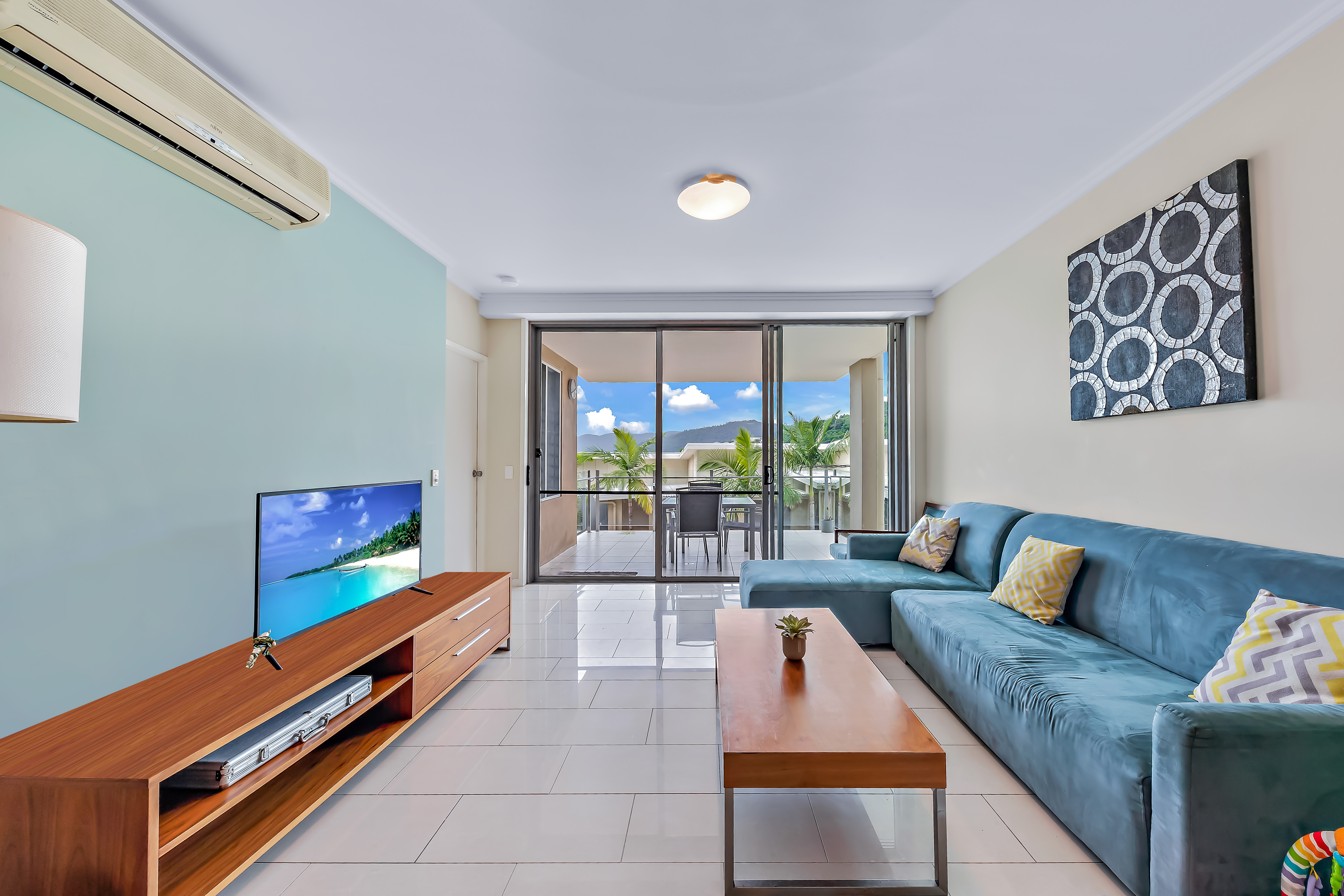 43/15 Flame Tree Court