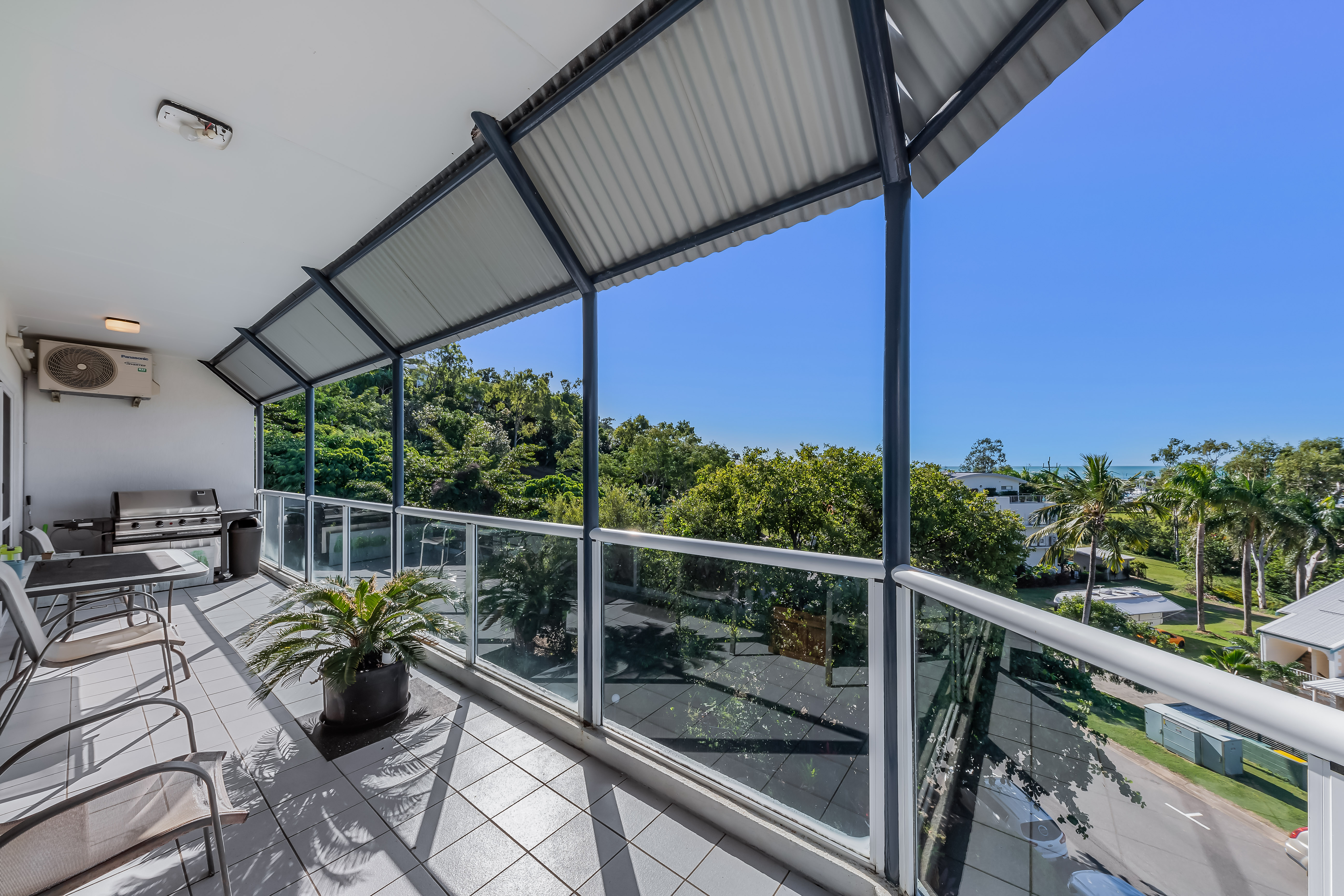 7/9 Hermitage Drive