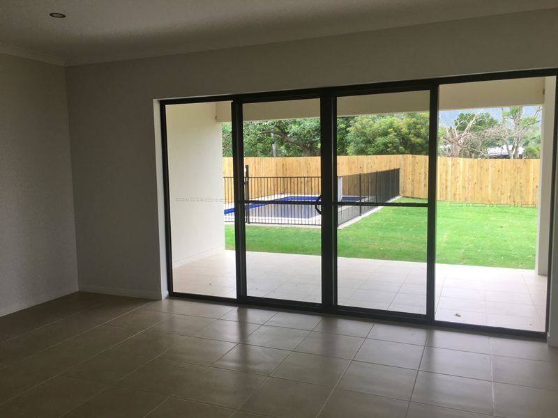12A Jessamine Close, Cannonvale - Thumbnail 8