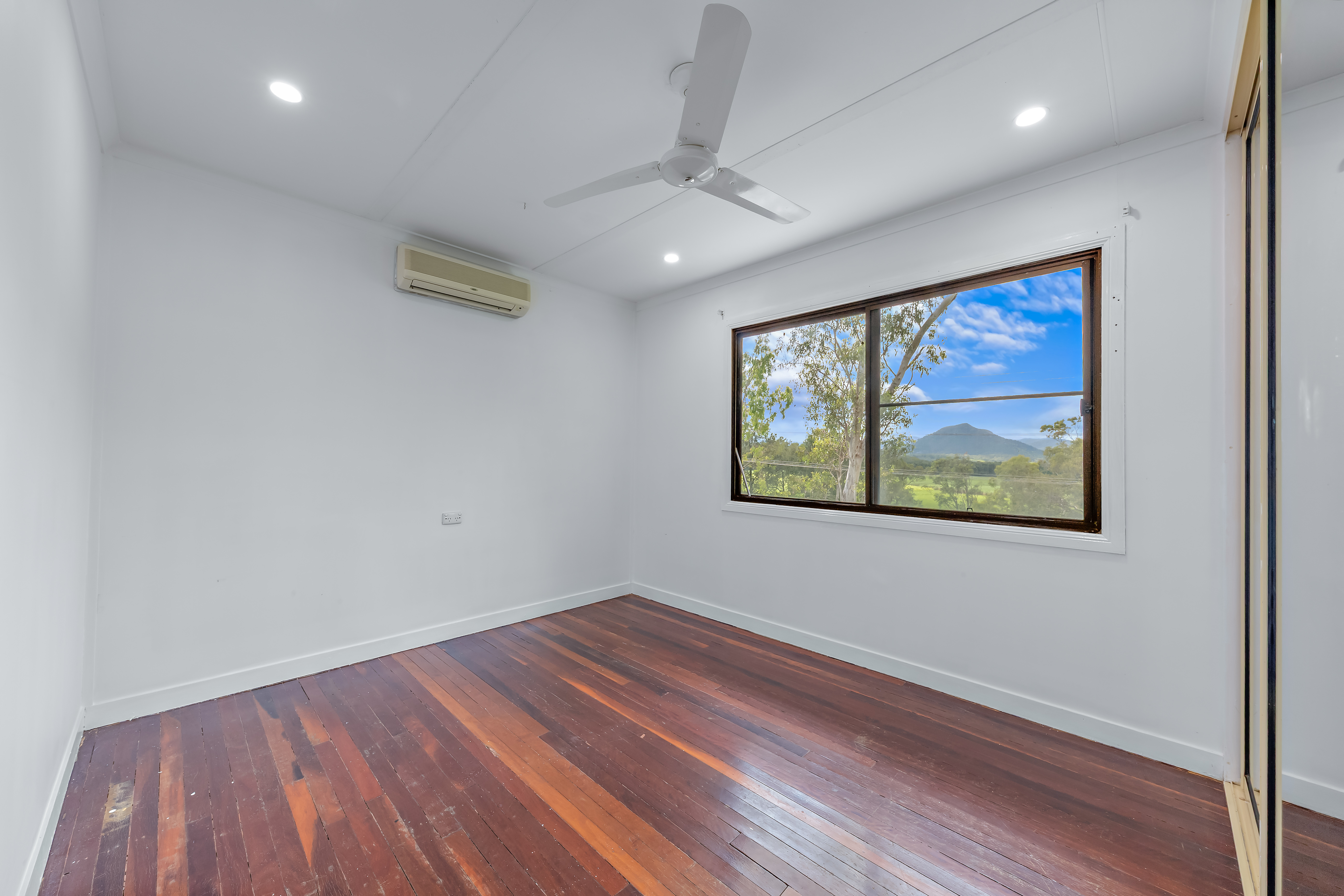 13 Pini Road, Strathdickie - Thumbnail 6