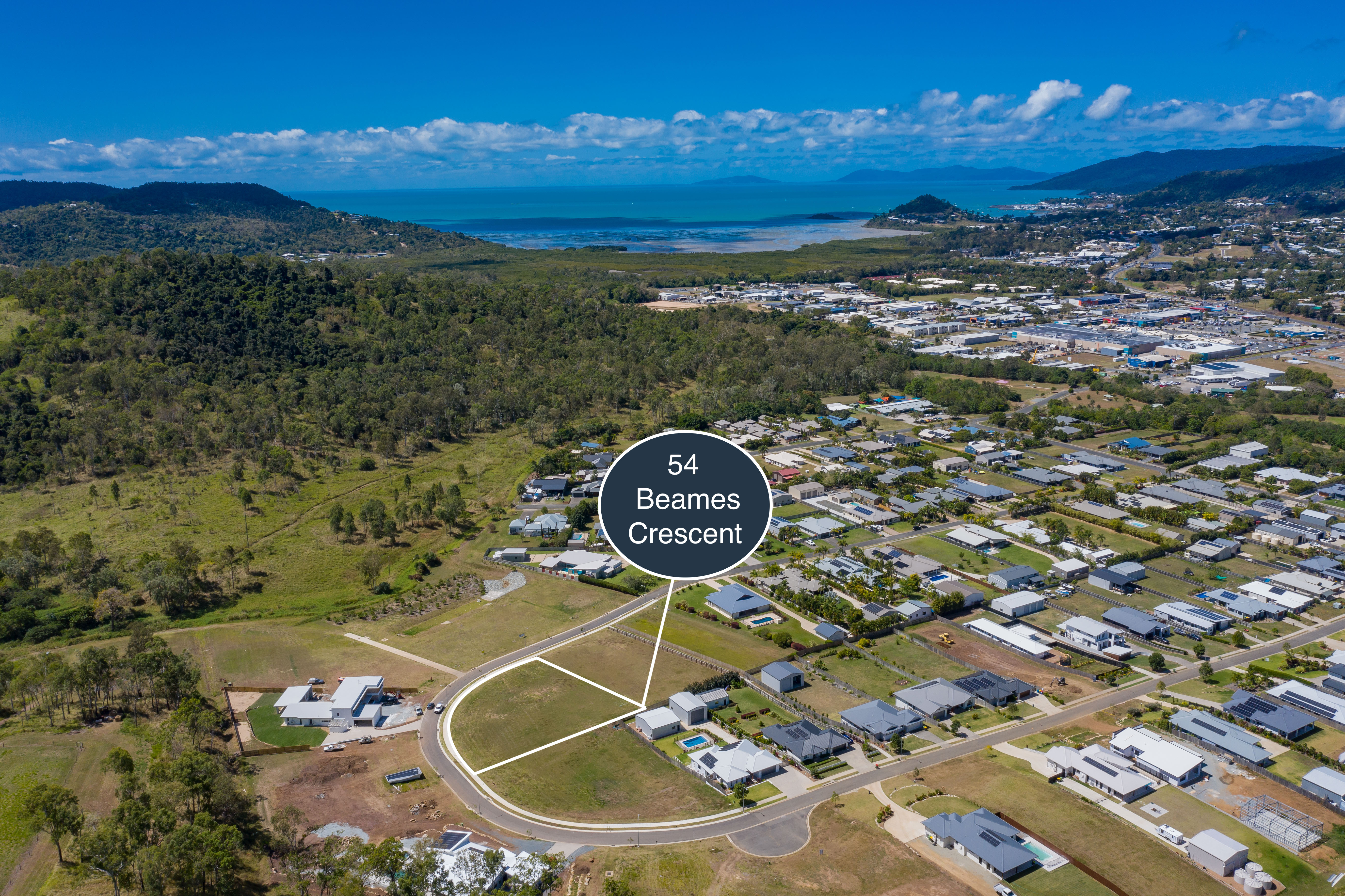 54 Beames Crescent, Cannonvale - Thumbnail 2