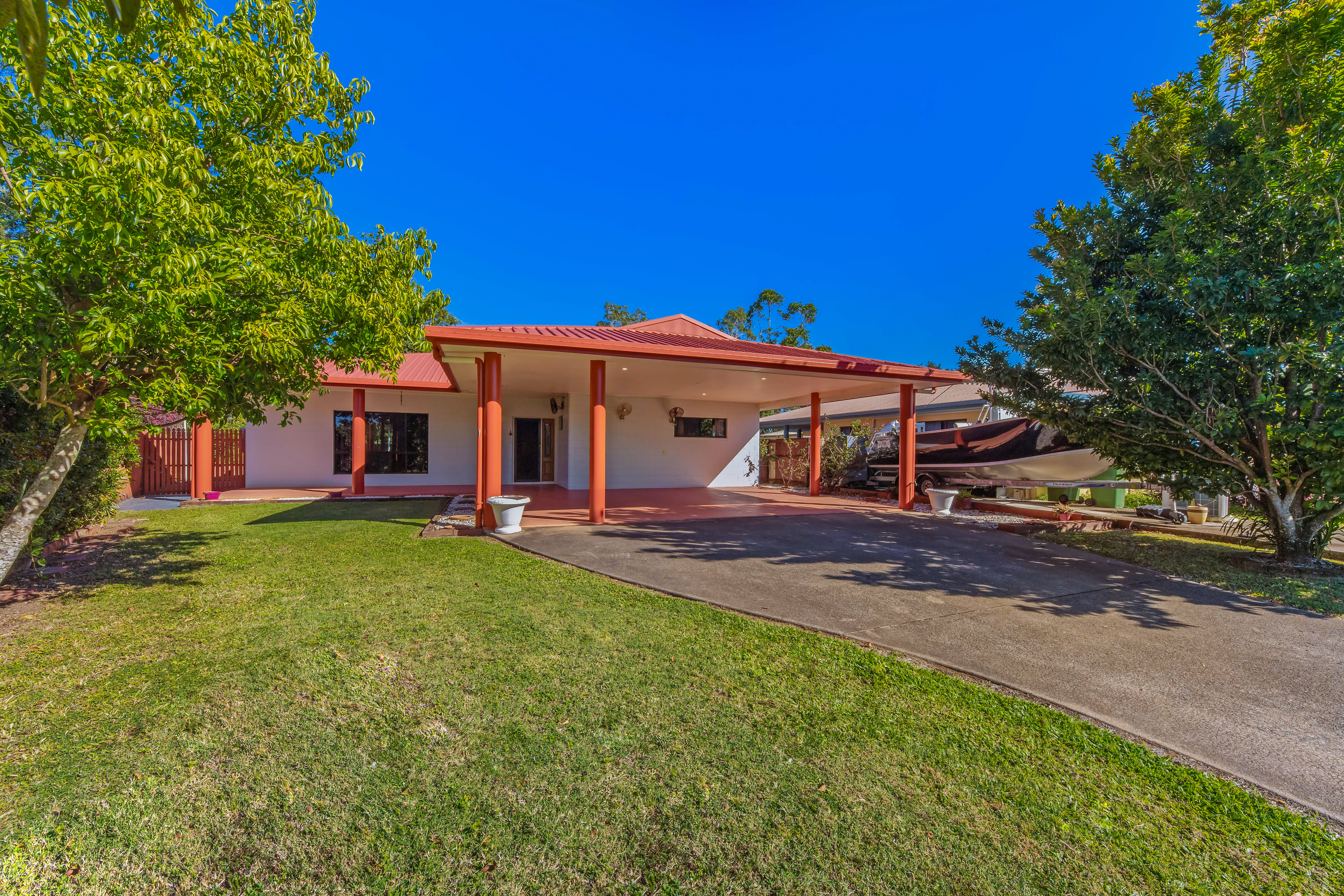 11 Trojan Court, Proserpine - Thumbnail 2