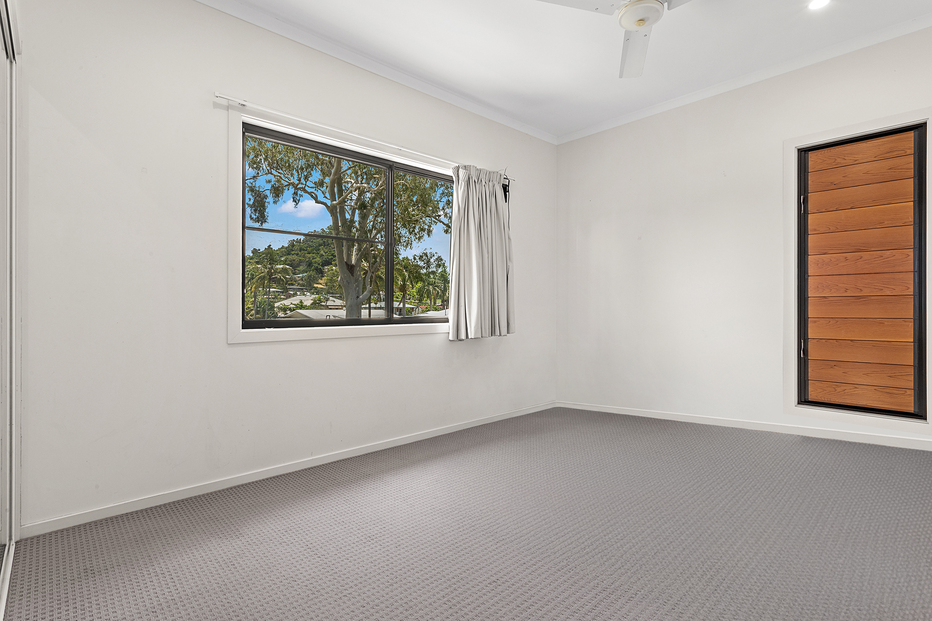 2/3 Schnapper Street, Cannonvale - Thumbnail 6
