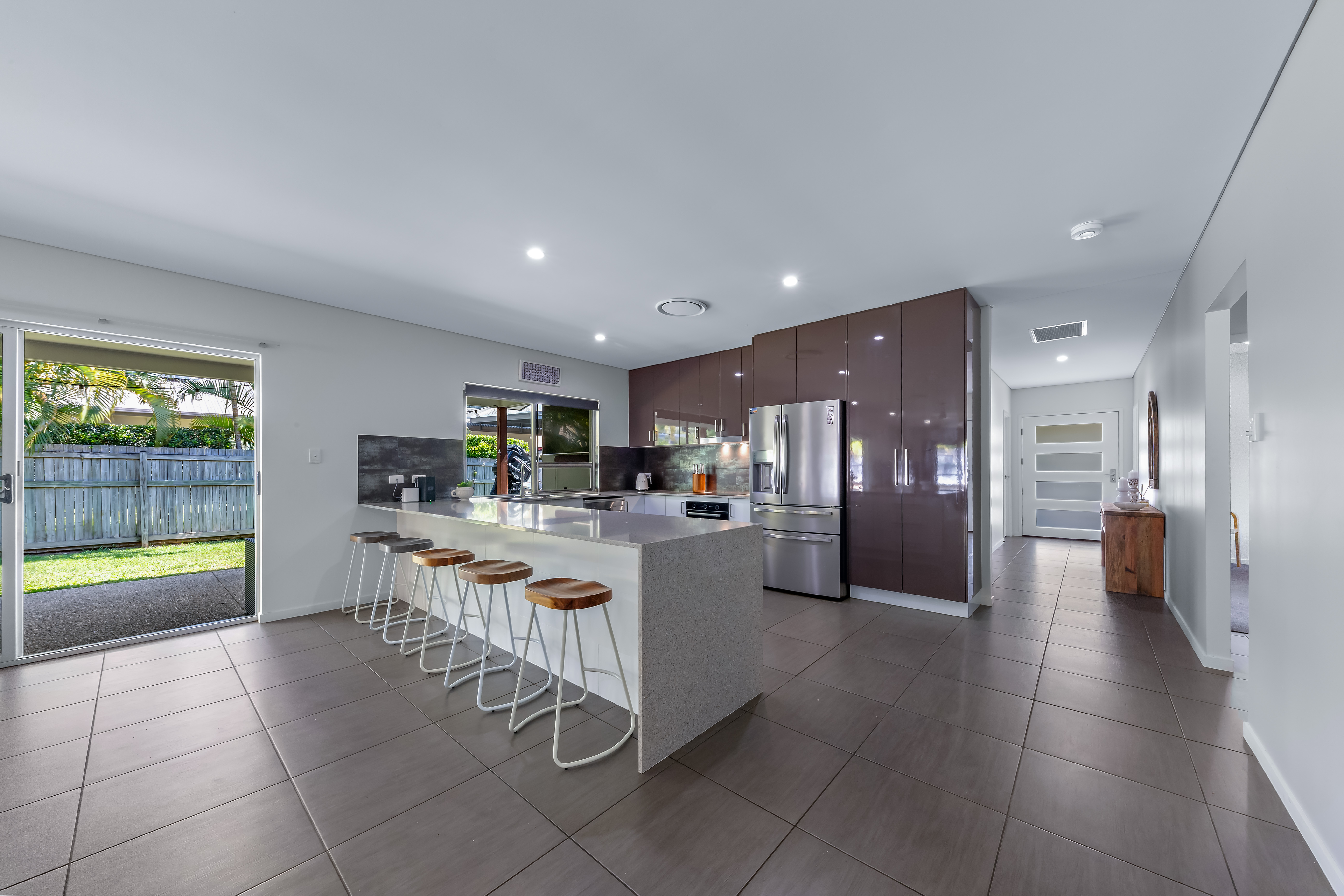 83 Parker Road, Cannonvale - Thumbnail 4