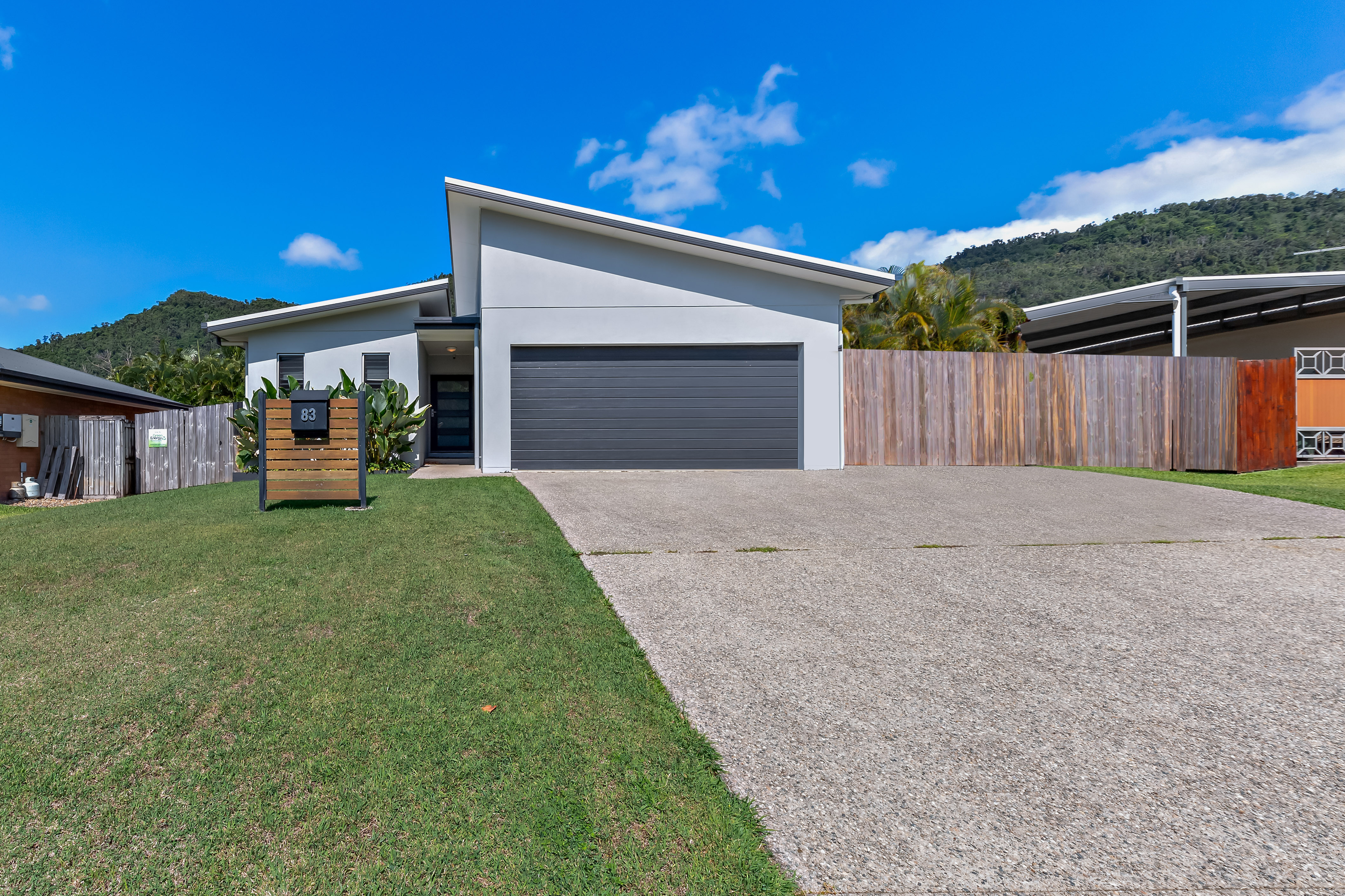 83 Parker Road, Cannonvale - Thumbnail 2