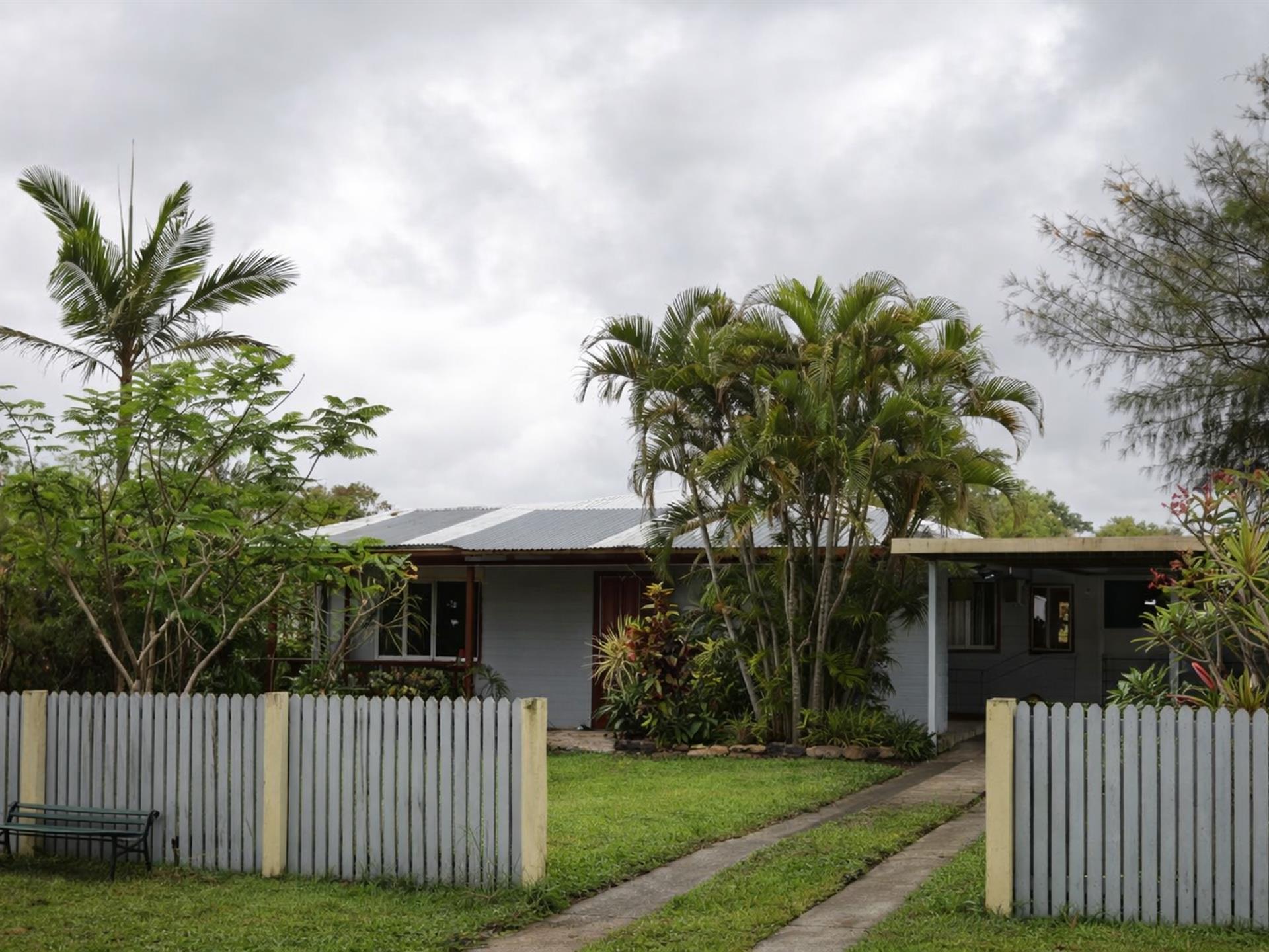 Blog: 35 Hepburn Street, White Rock – Sold $430,000 | March 2026 Market Analysis