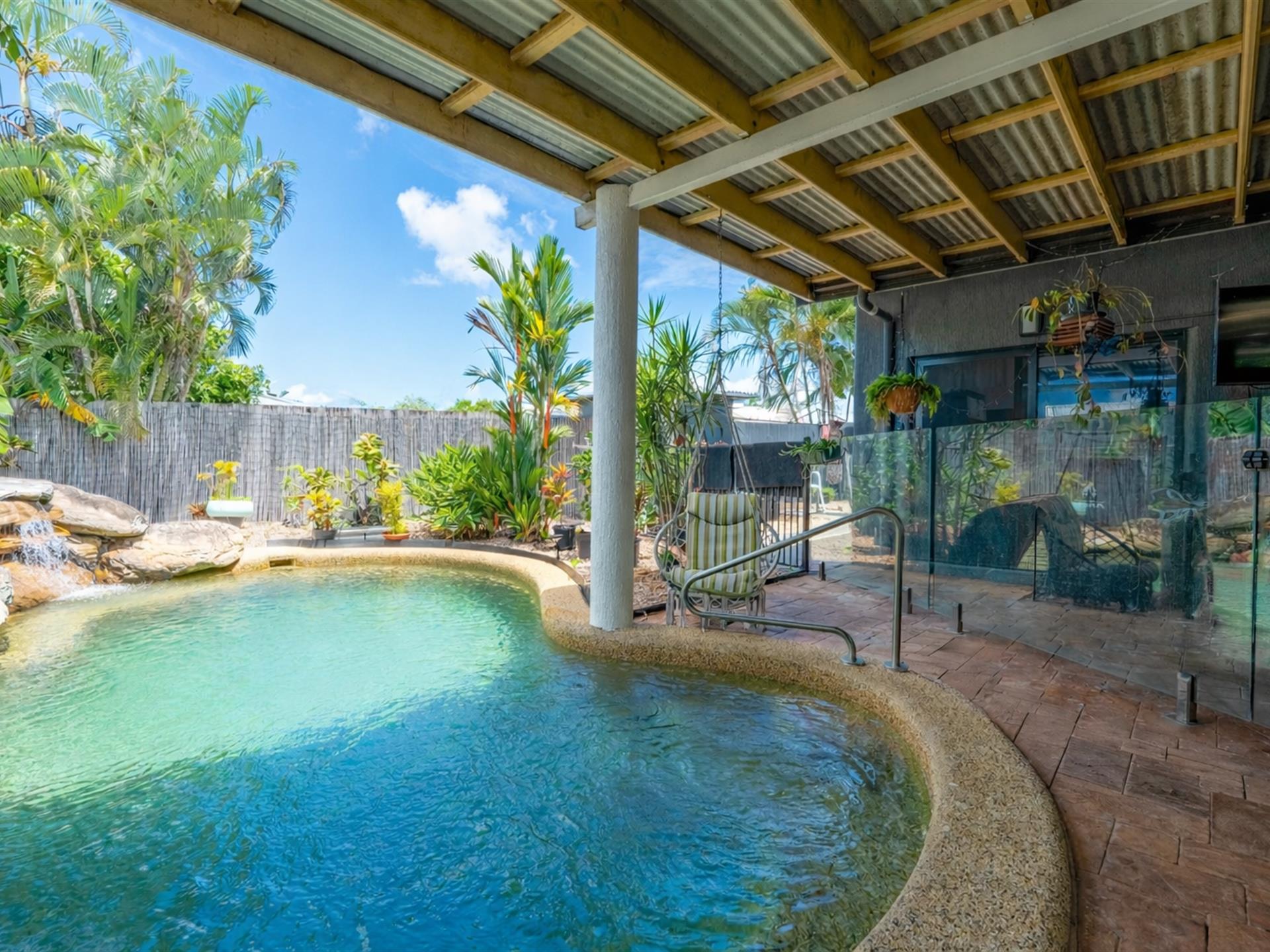 Blog: 14 Mercurio Street, White Rock – Sold $700,000 | April 2026 Market Analysis
