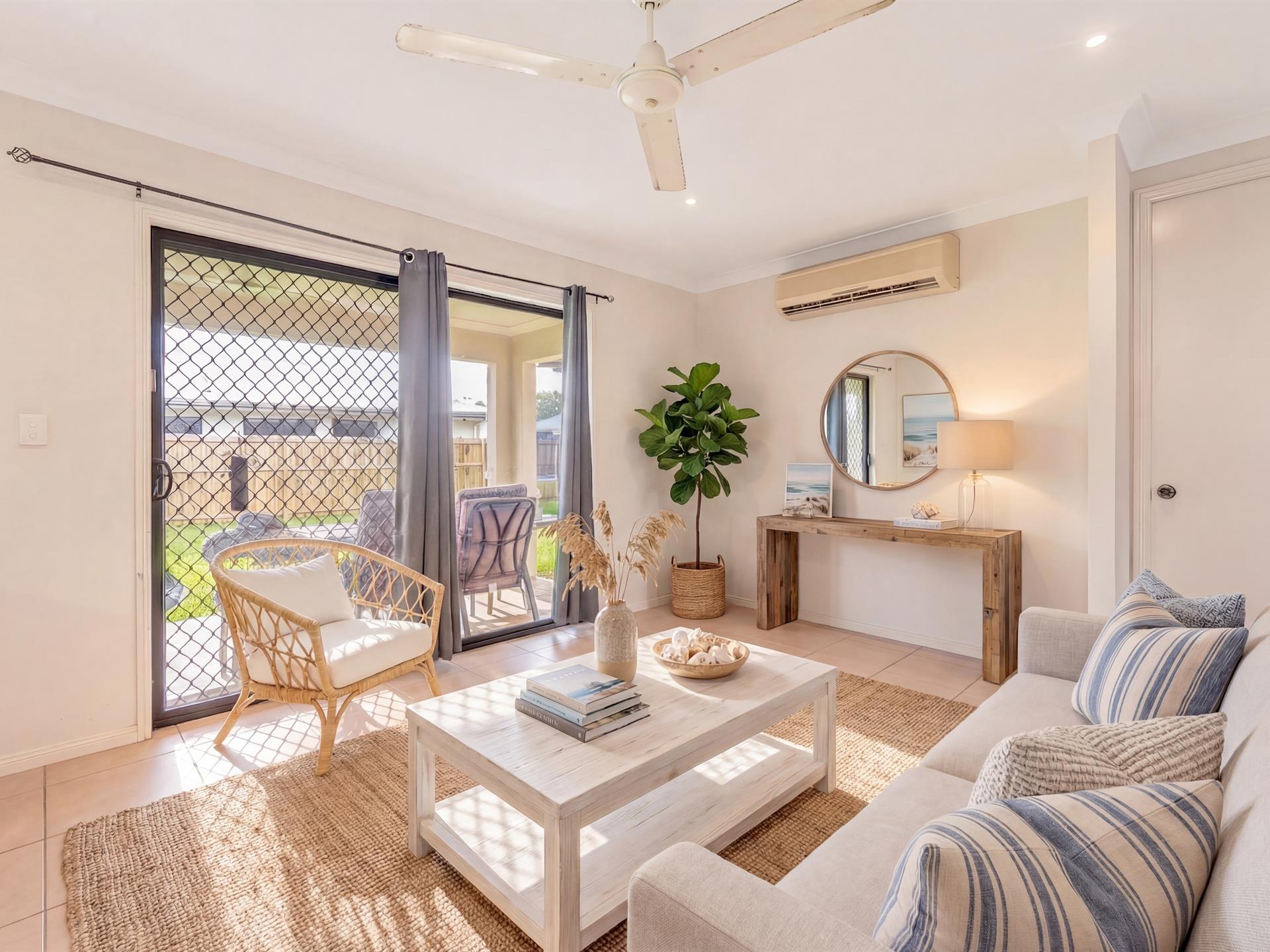 Blog: 8 Hopkins Street, White Rock – Under Contract | Investment Property