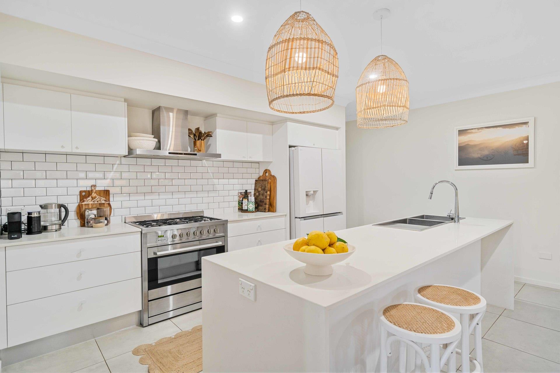 Blog: 11 Bronson Street, White Rock QLD 4868: Sold for $840,000