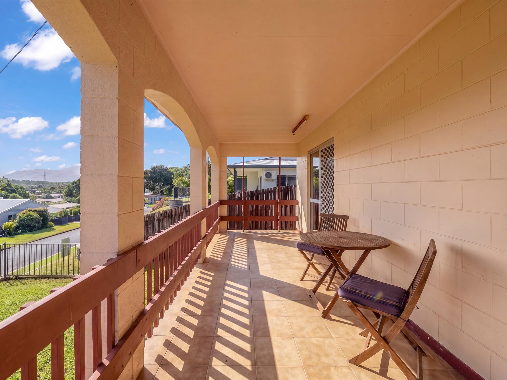 Blog: 18 Makoo Close, White Rock — Under Contract What this result means for the South Side market